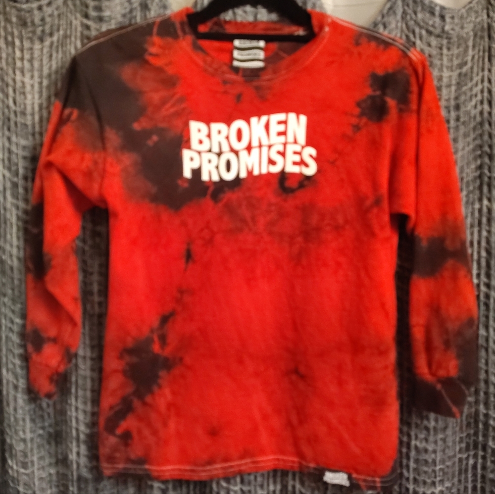 Broken Promises Red & Black Tie-Dye Long Sleeve Shirt – Medium